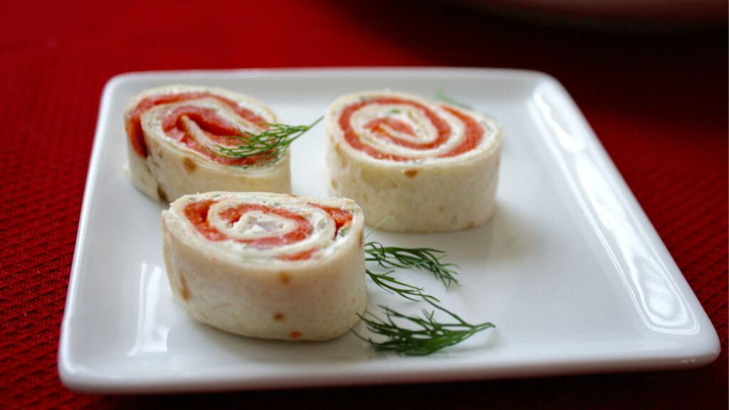 Smoked Salmon and Cream Cheese Roll-Ups